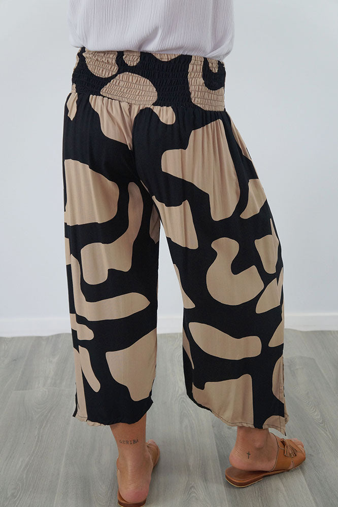 3/4 Bazzar Pant "Abstract Geometric"