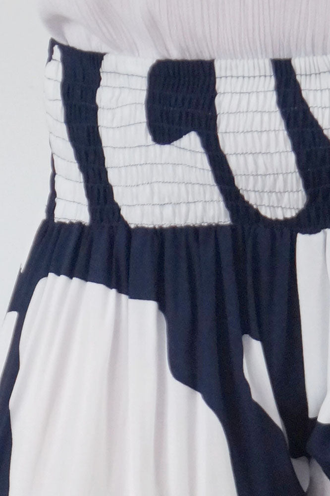 3/4 Bazzar Pant "Abstract Geometric"