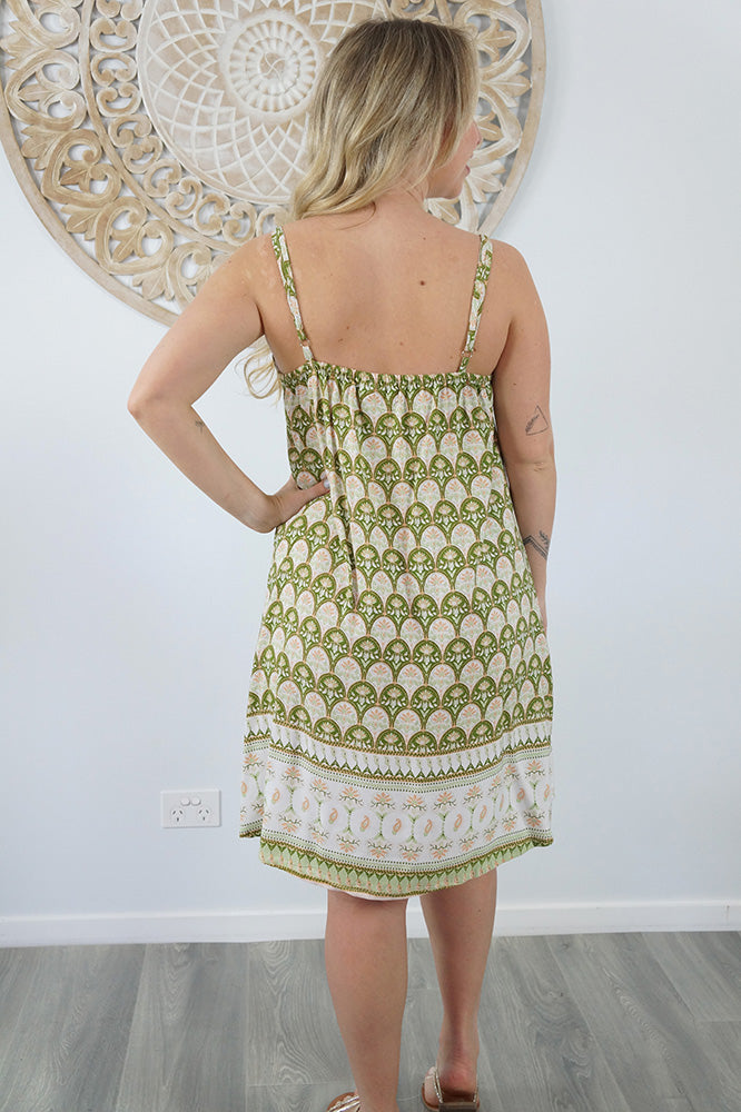Folly Dress "Scallops"