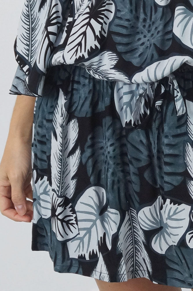 Wing Dress "Leaves"