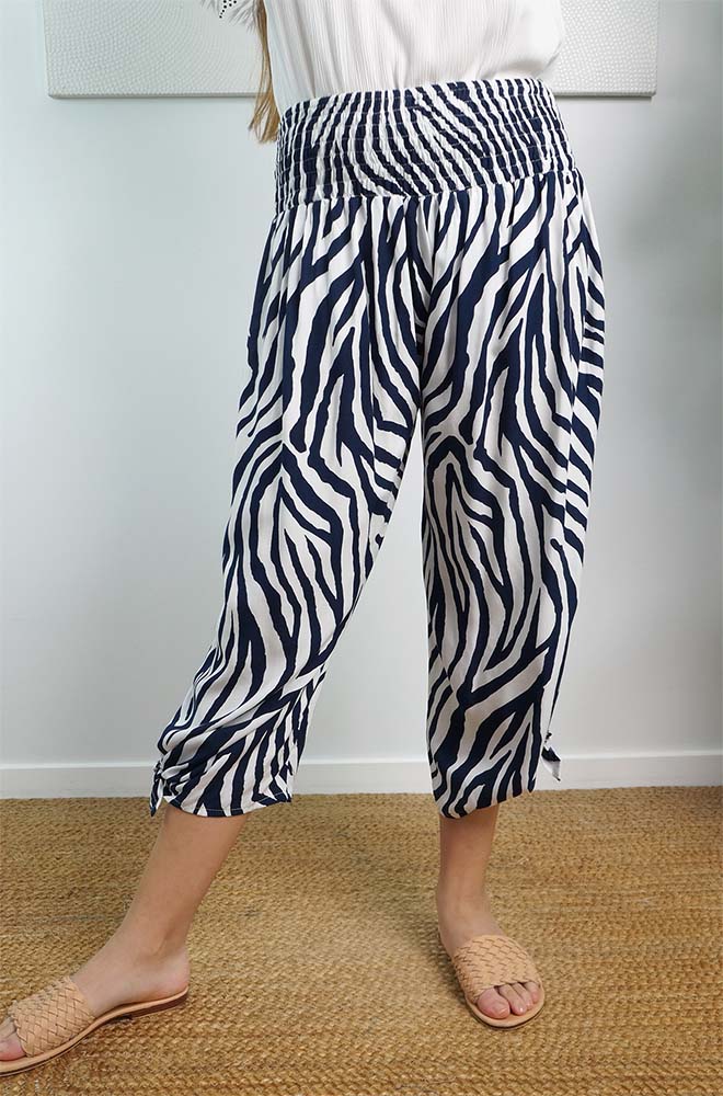 3/4 Bazzar Pant "Small Zebra"