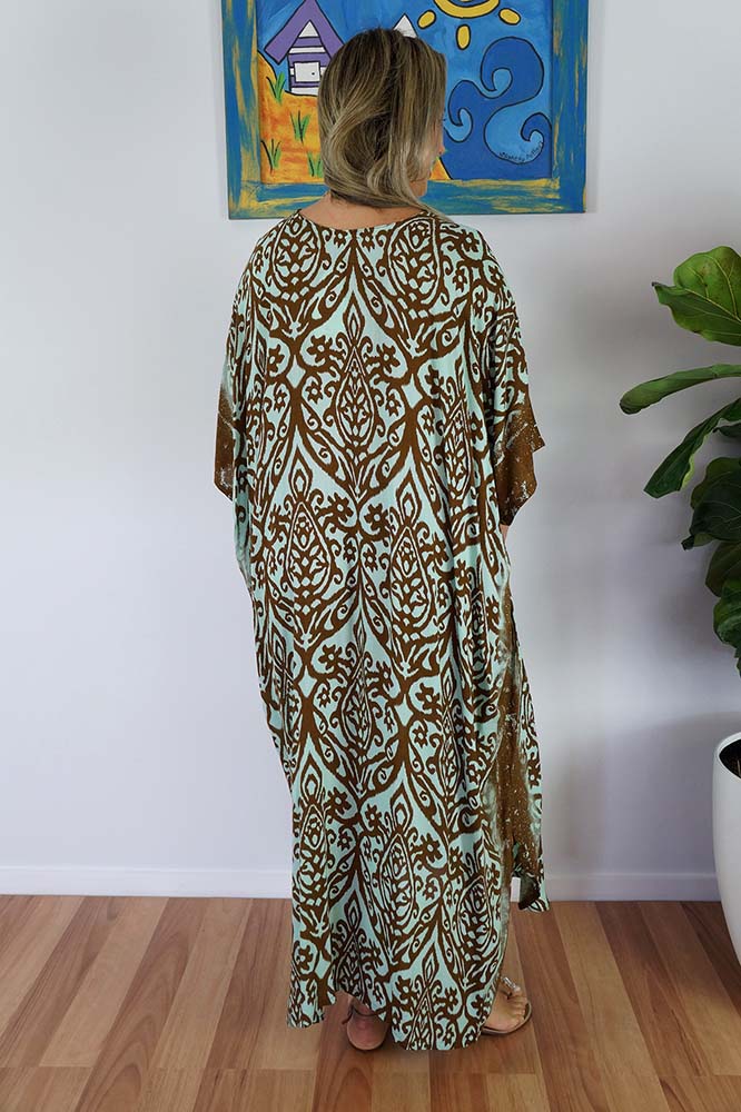 Long Kaftan Pendant
