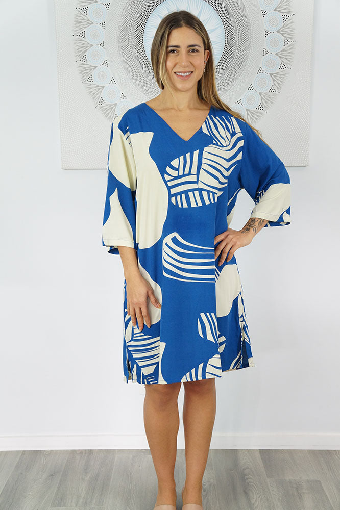 3/4 Sleeve Tunic "Footprint"