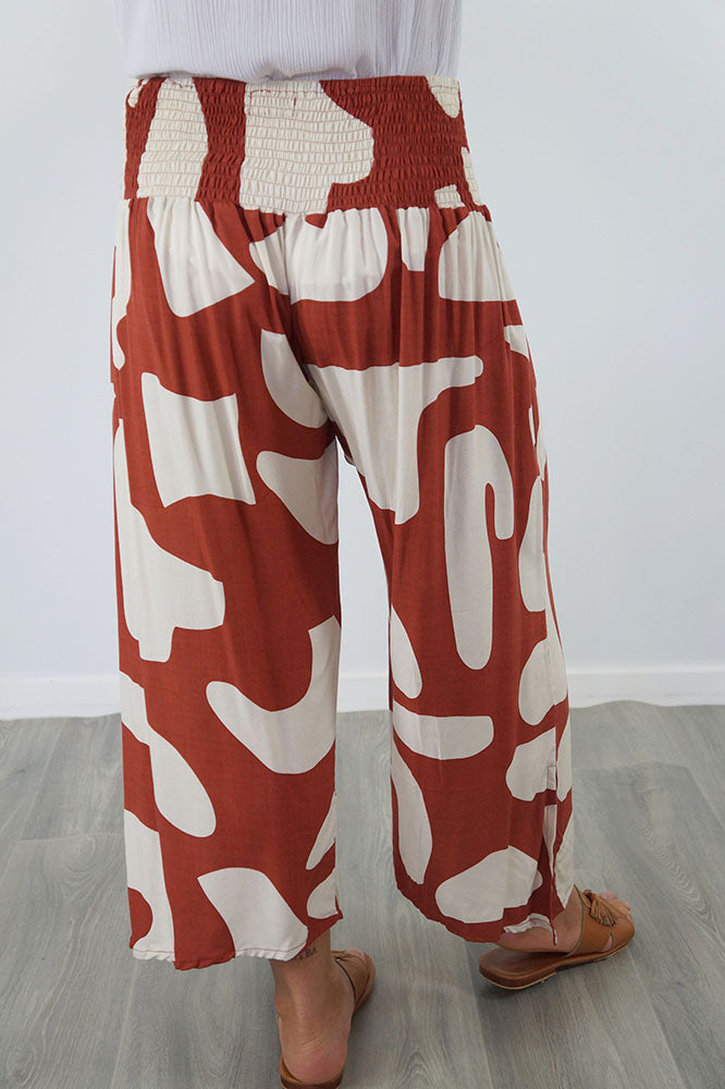 3/4 Bazzar Pant "Abstract Geometric"