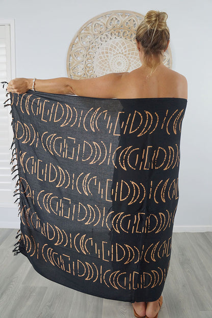 "Halfmoon" Sarong